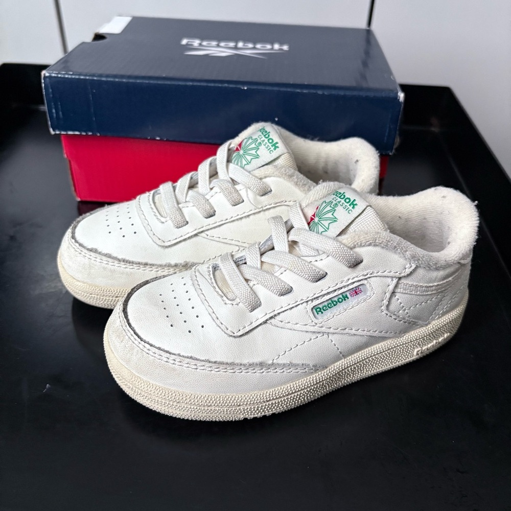 Reebok White Club C 85 Tennis Shoes Classic Design